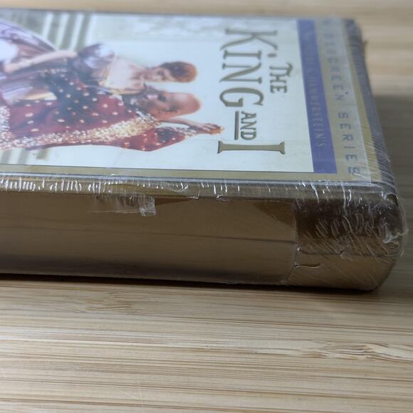 VTG The King and I Rodgers Hammerstein VHS Widescreen THX Sealed 1956 Clamshell - Picture 4 of 9